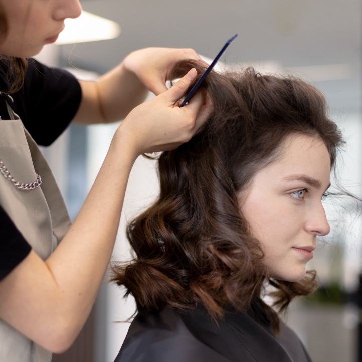 Dilara Precision Cuts Styling